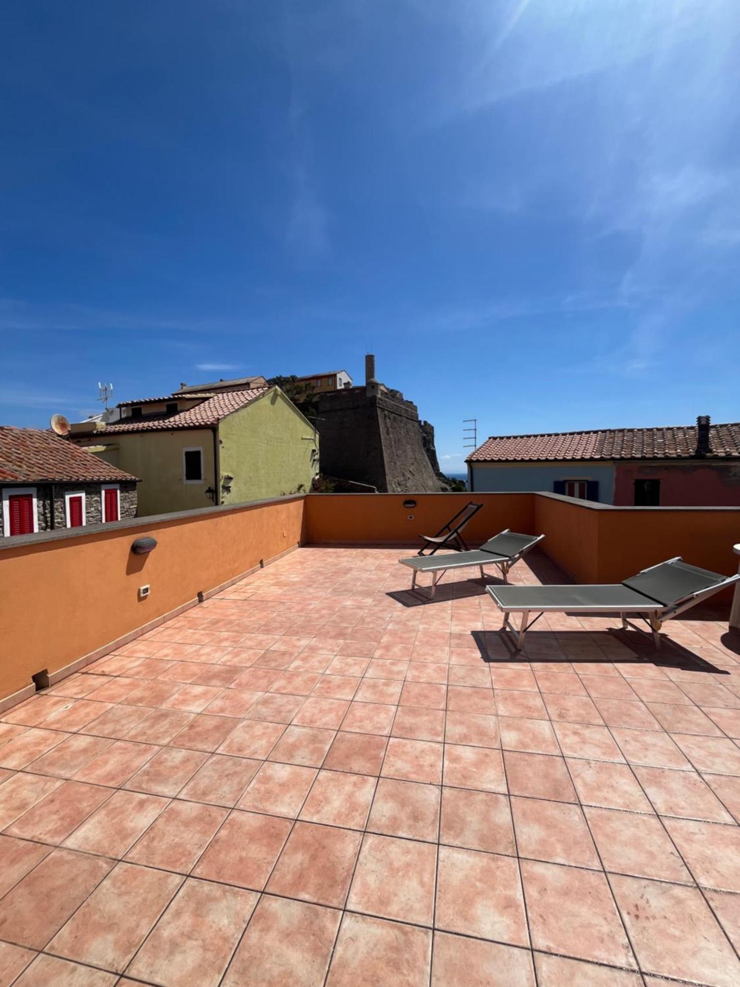 Casa Vista Castello Villa Капрая Екстериор снимка