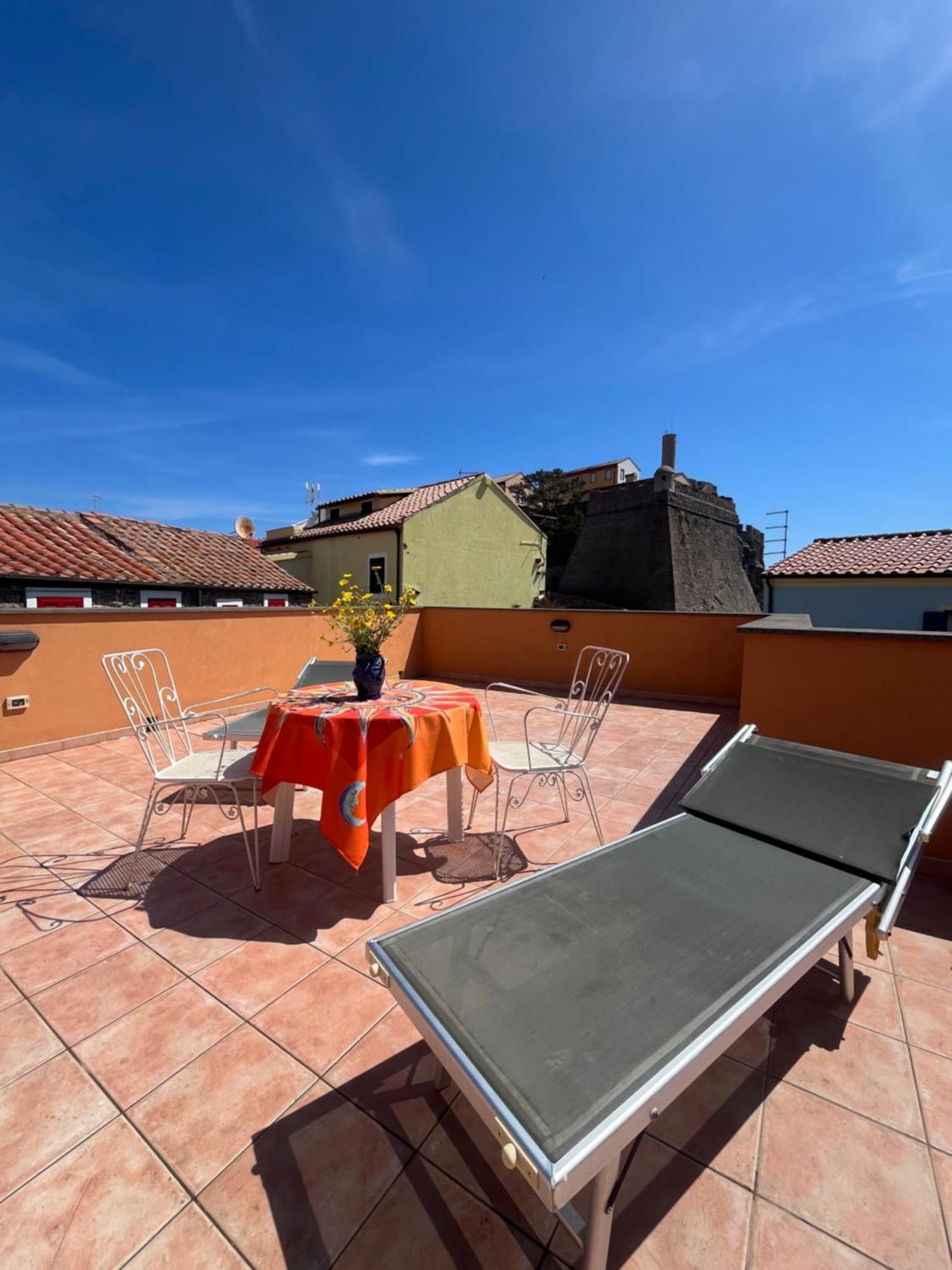 Casa Vista Castello Villa Капрая Екстериор снимка