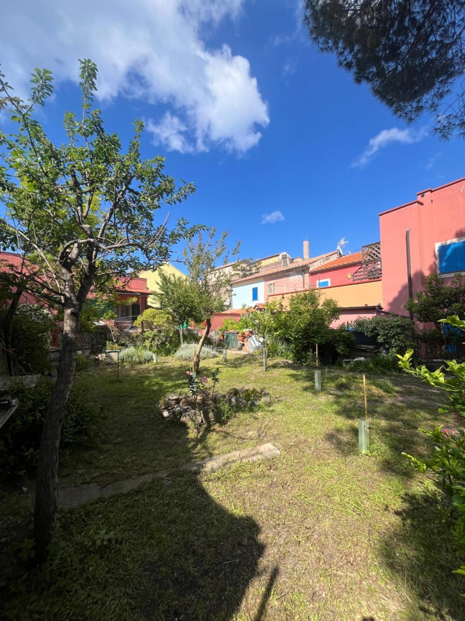 Casa Vista Castello Villa Капрая Екстериор снимка