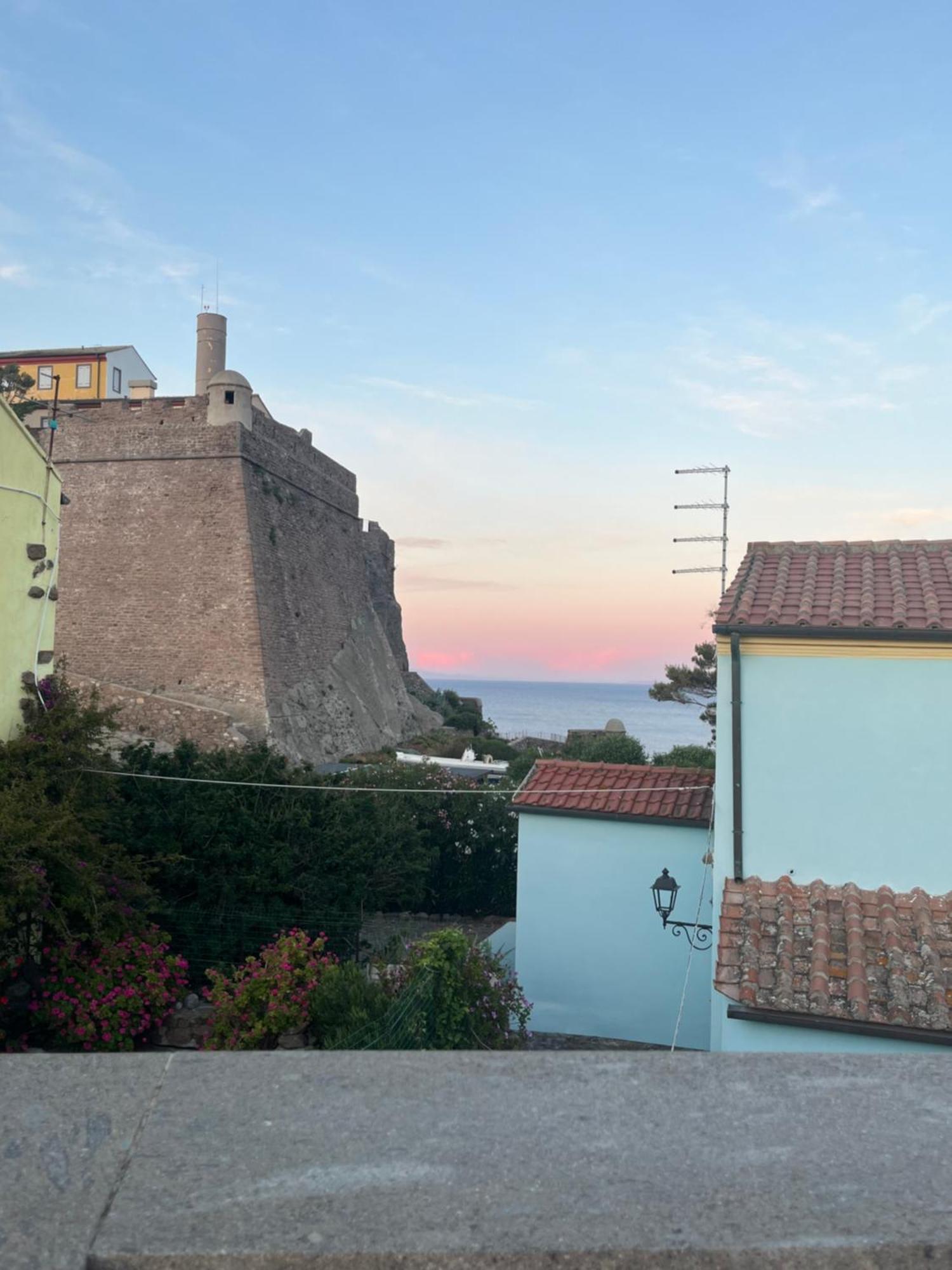 Casa Vista Castello Villa Капрая Екстериор снимка
